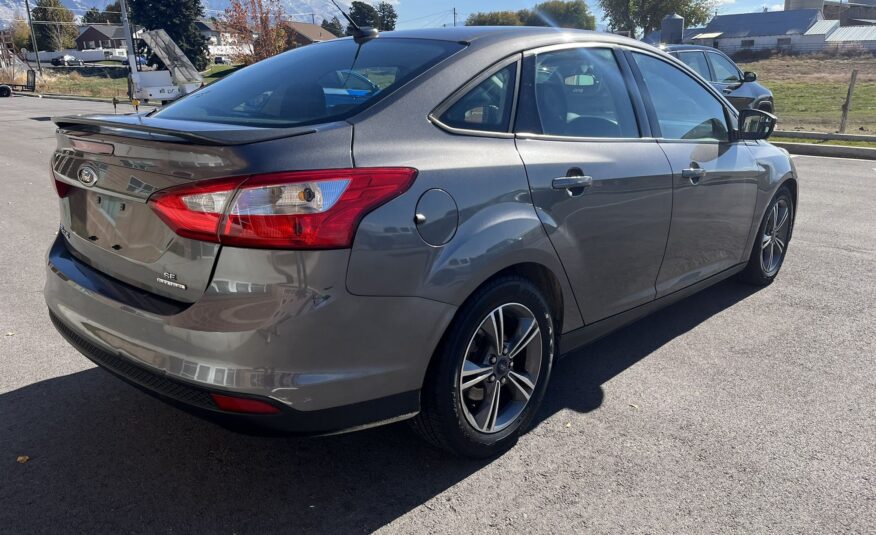 2014 Ford Focus Grey