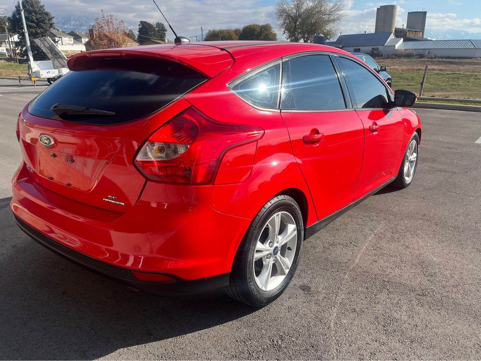 2014 Ford Focus Red