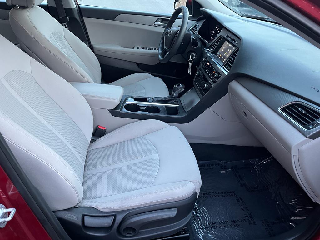 2016 Hyundai Sonata SE Sedan 4D