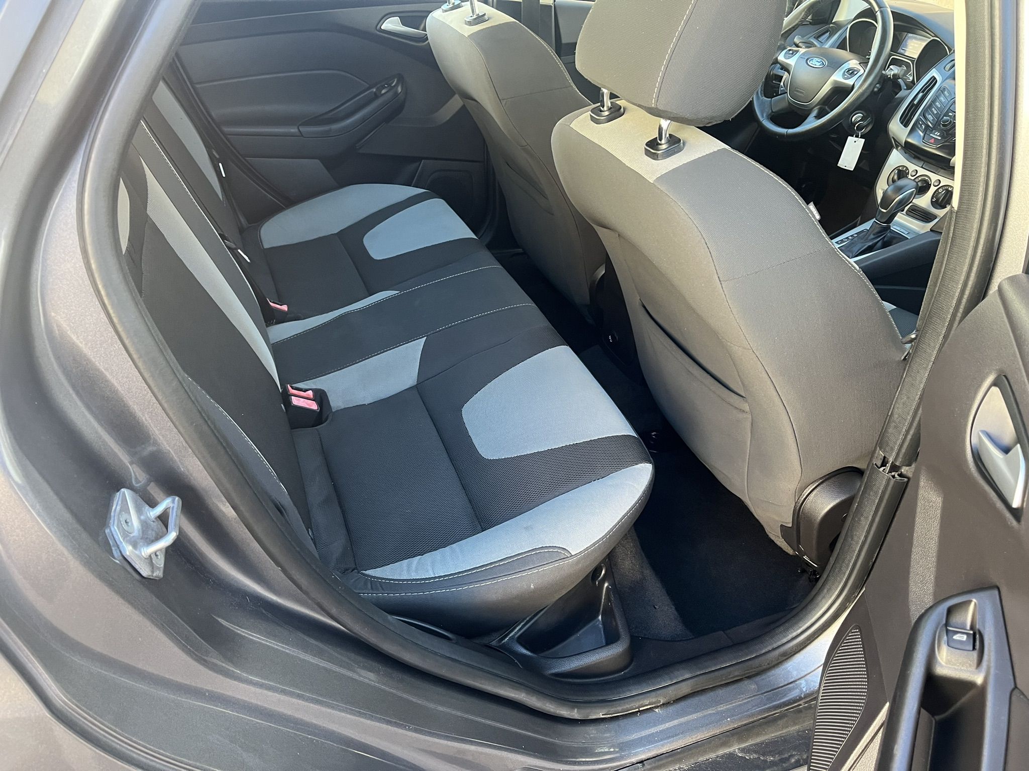 2014 Ford Focus Grey