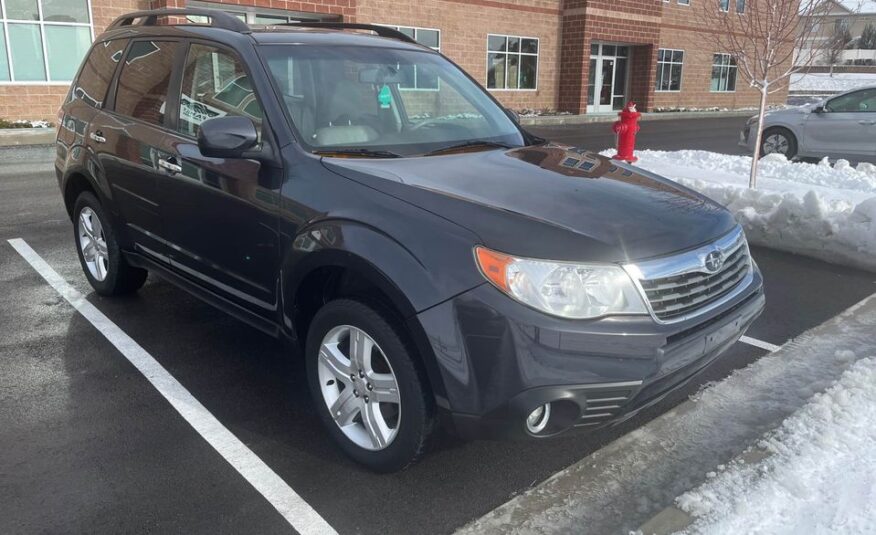 2010 Subaru Forester 2.5X Limited Sport Utility 4D