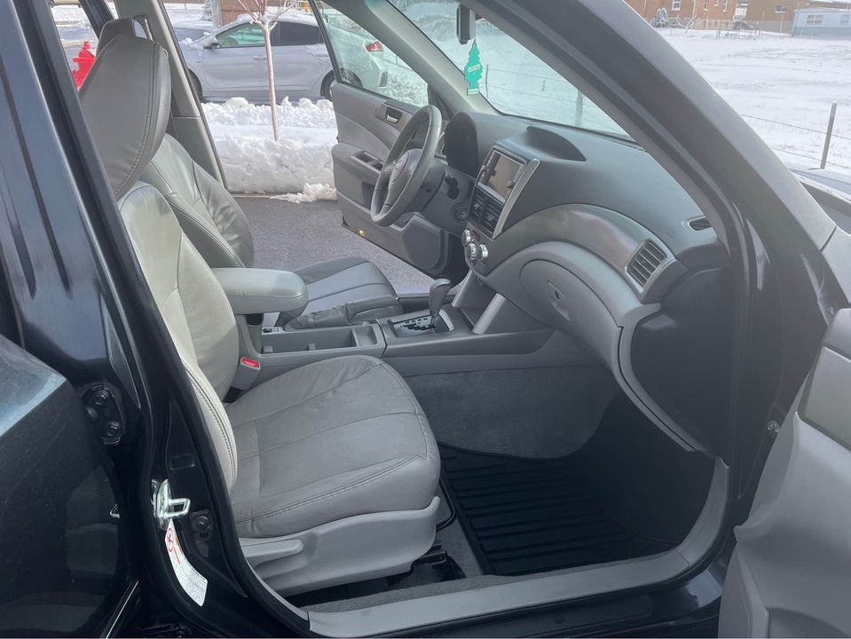 2010 Subaru Forester 2.5X Limited Sport Utility 4D