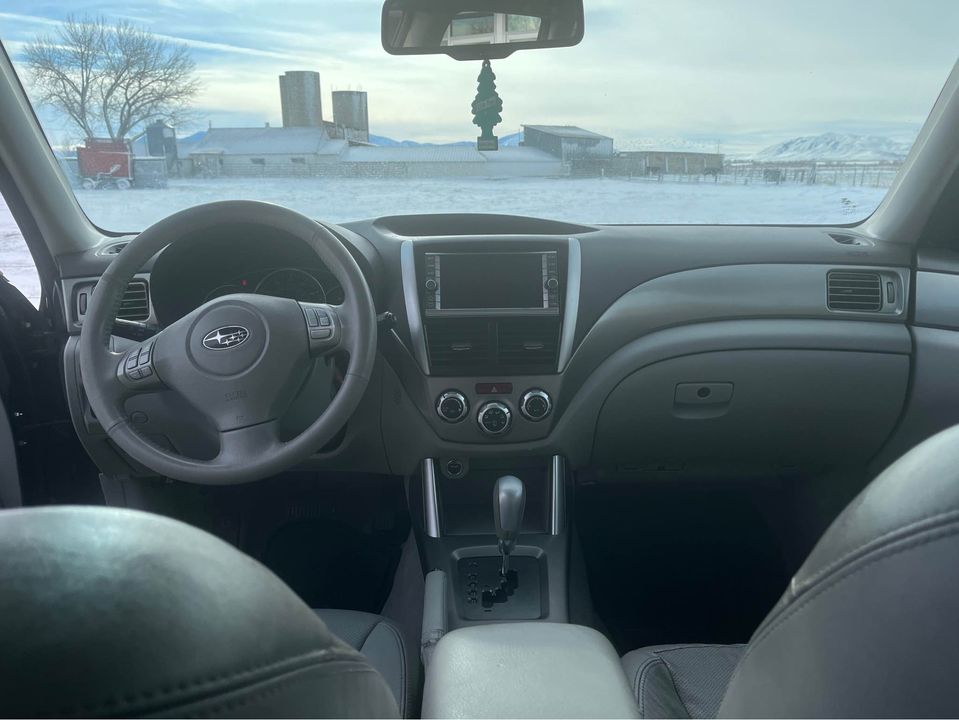 2010 Subaru Forester 2.5X Limited Sport Utility 4D