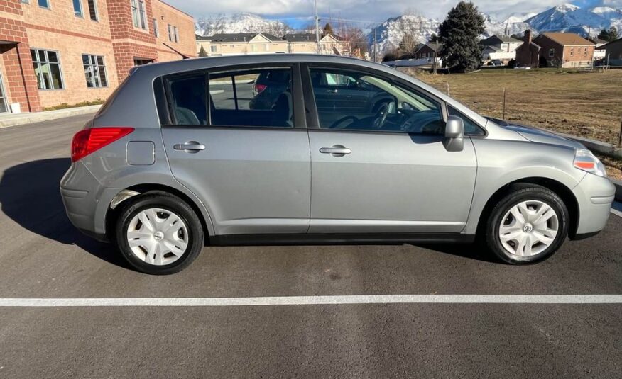 2011 Nissan Versa S Hatchback 4D