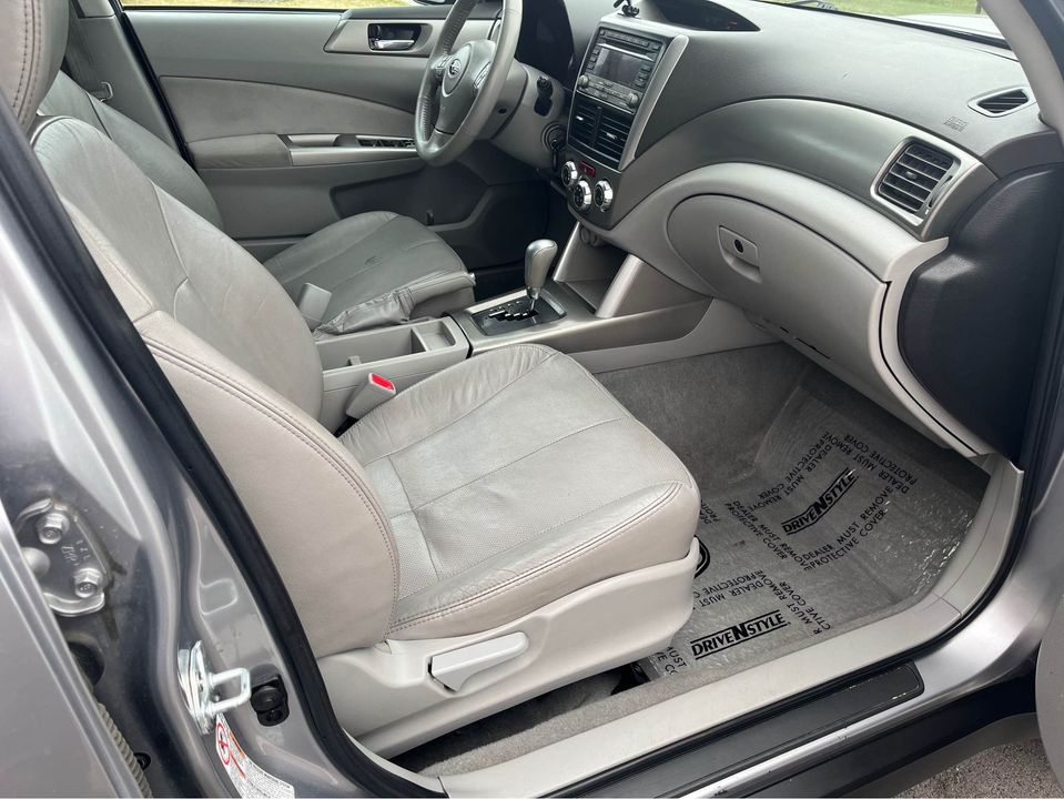 2009 Subaru forester XT Limited Sport Utility 4D
