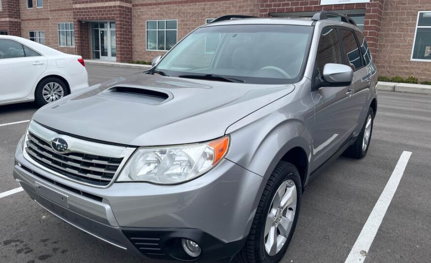 2009 Subaru forester XT Limited Sport Utility 4D