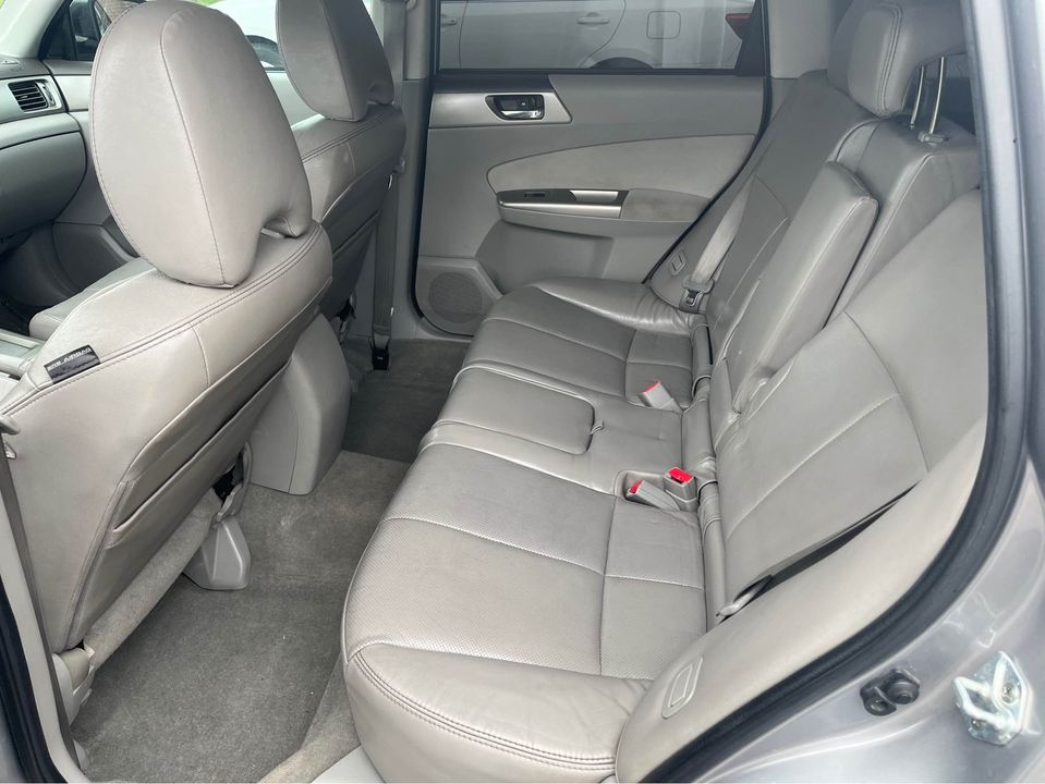 2009 Subaru forester XT Limited Sport Utility 4D