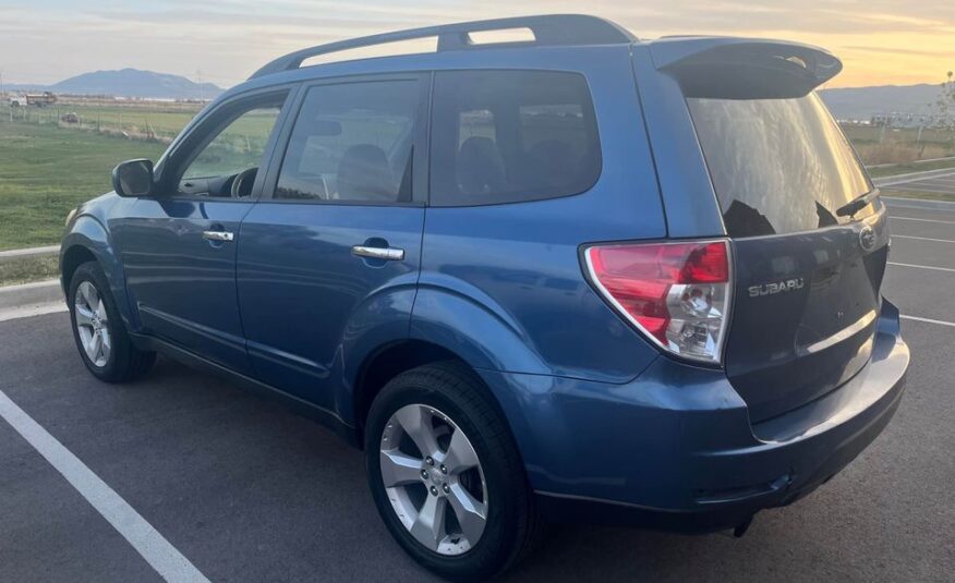 2009 Subaru forester XT Limited Sport Utility 4D