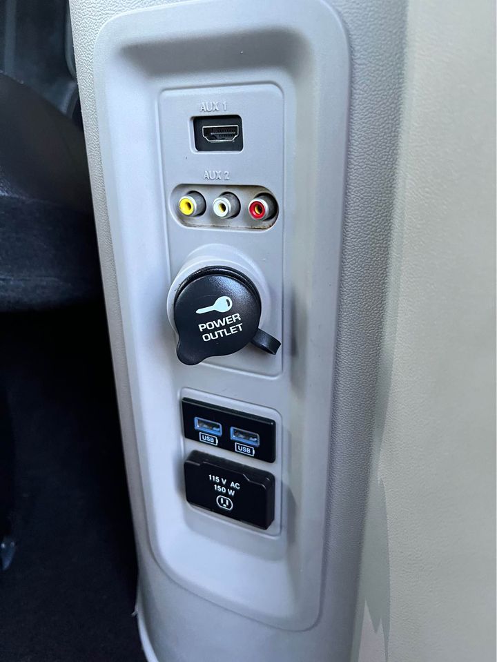 2014 Chrysler Town & Country Touring