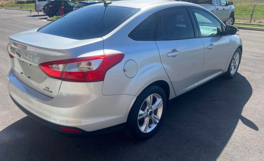 2013 Ford focus SE Sedan 4D