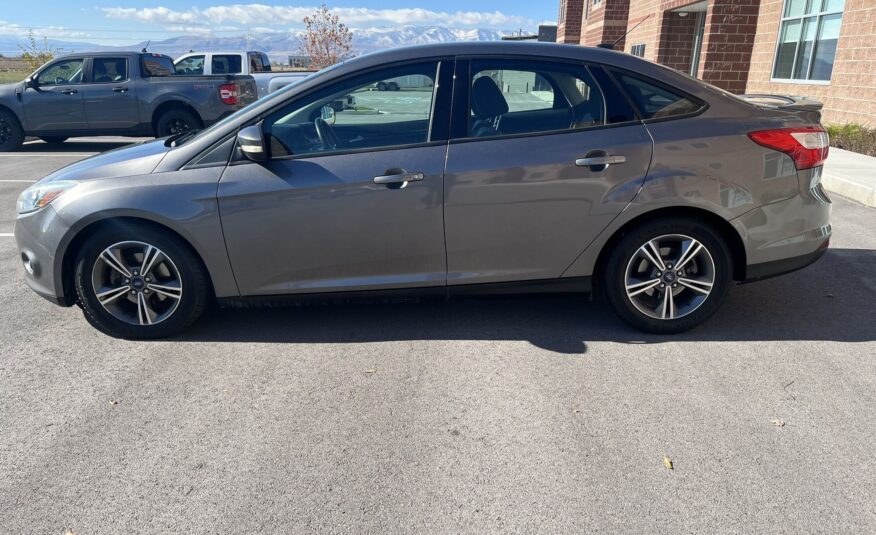 2014 Ford Focus Grey