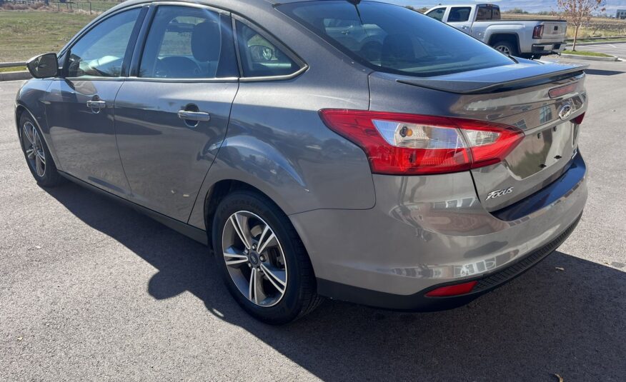 2014 Ford Focus Grey