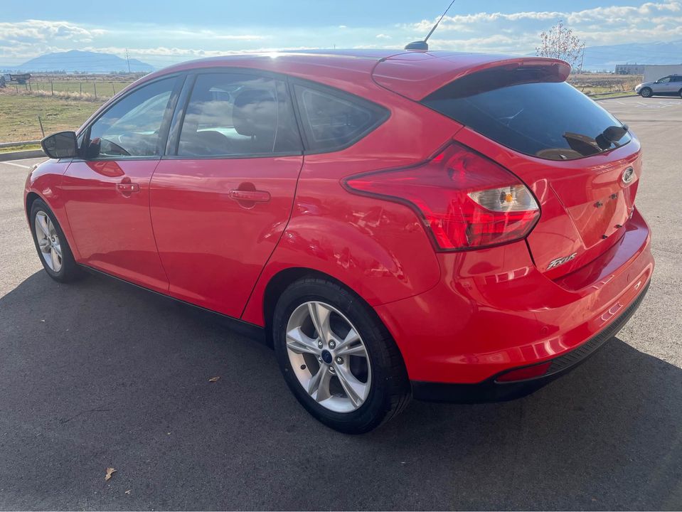 2014 Ford Focus Red