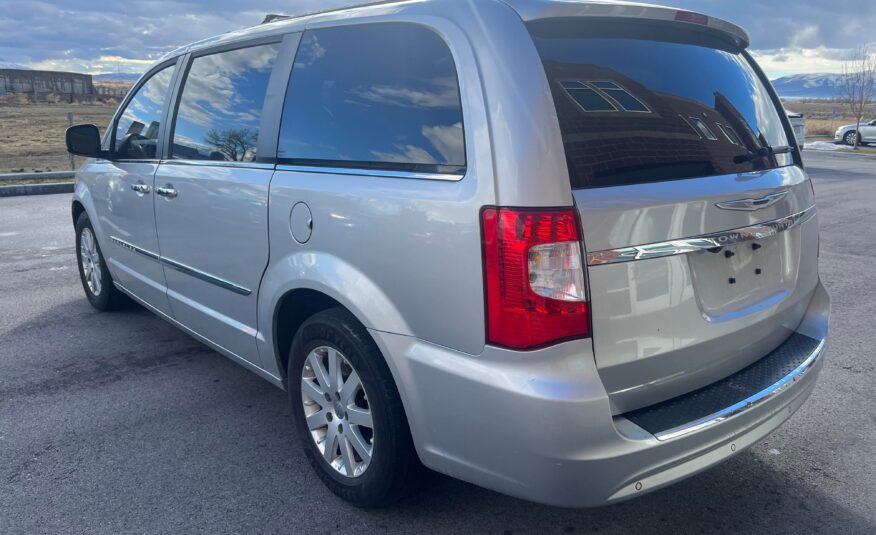 2012 Chrysler Town and Country