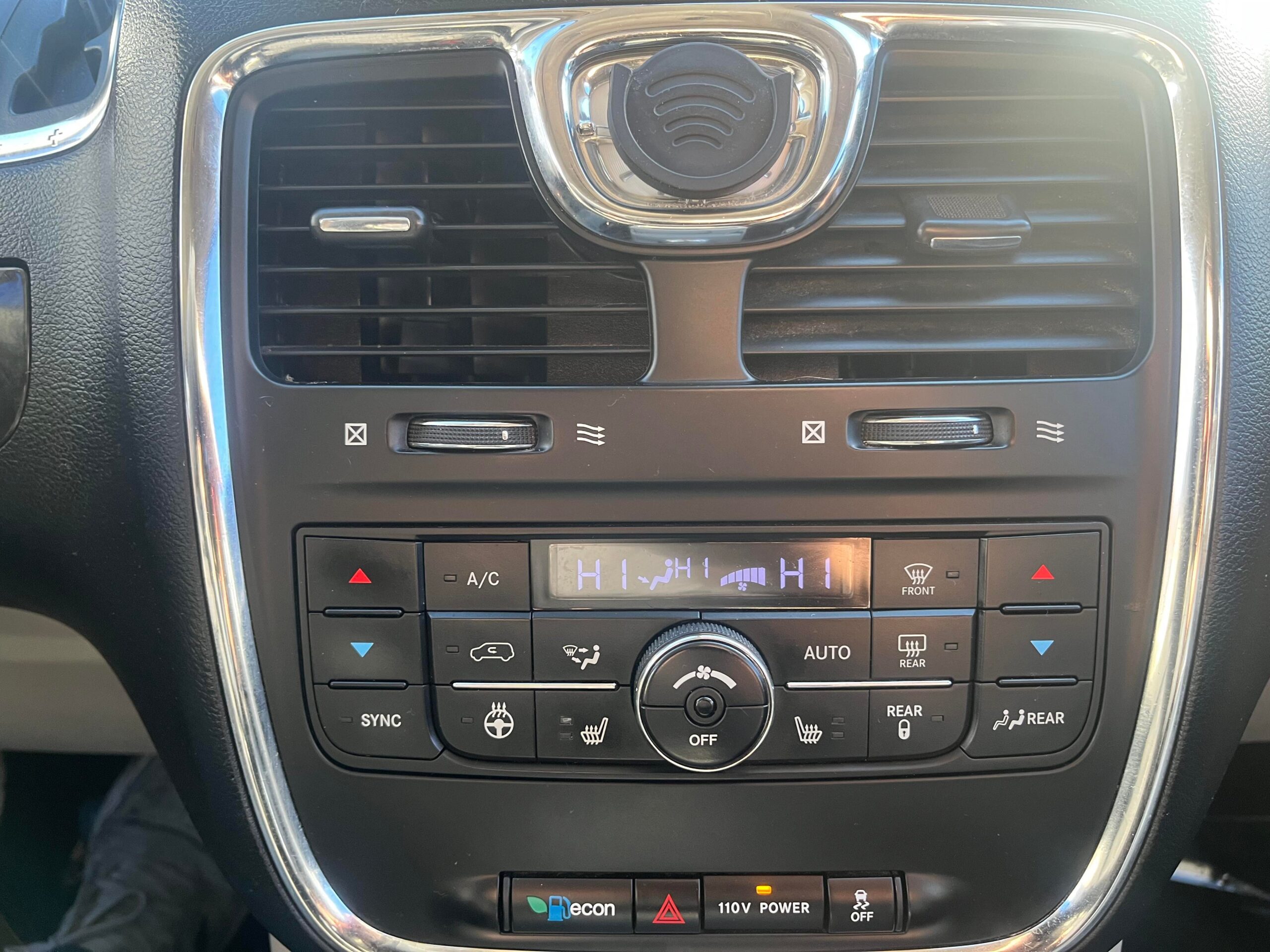 2012 Chrysler Town and Country