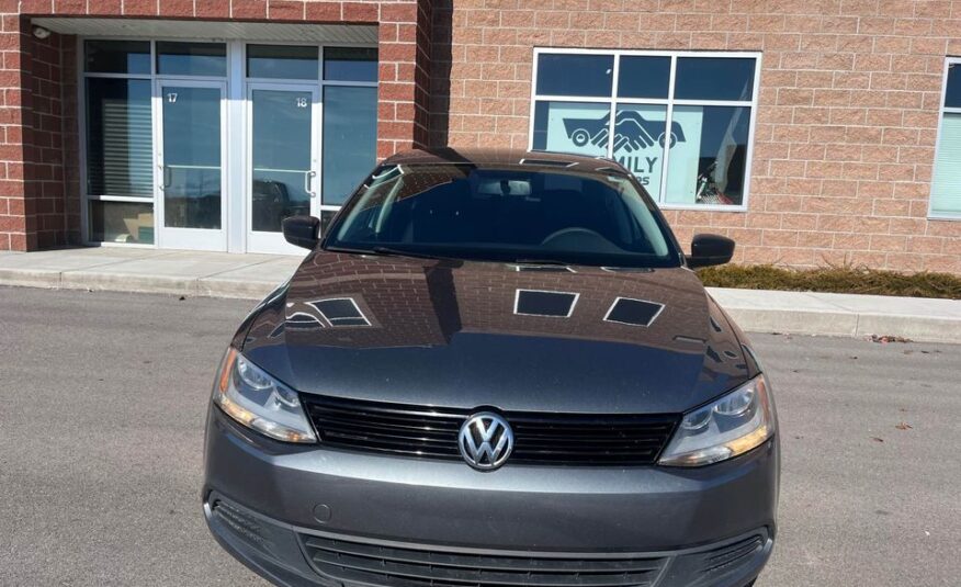 Volkswagen Jetta S