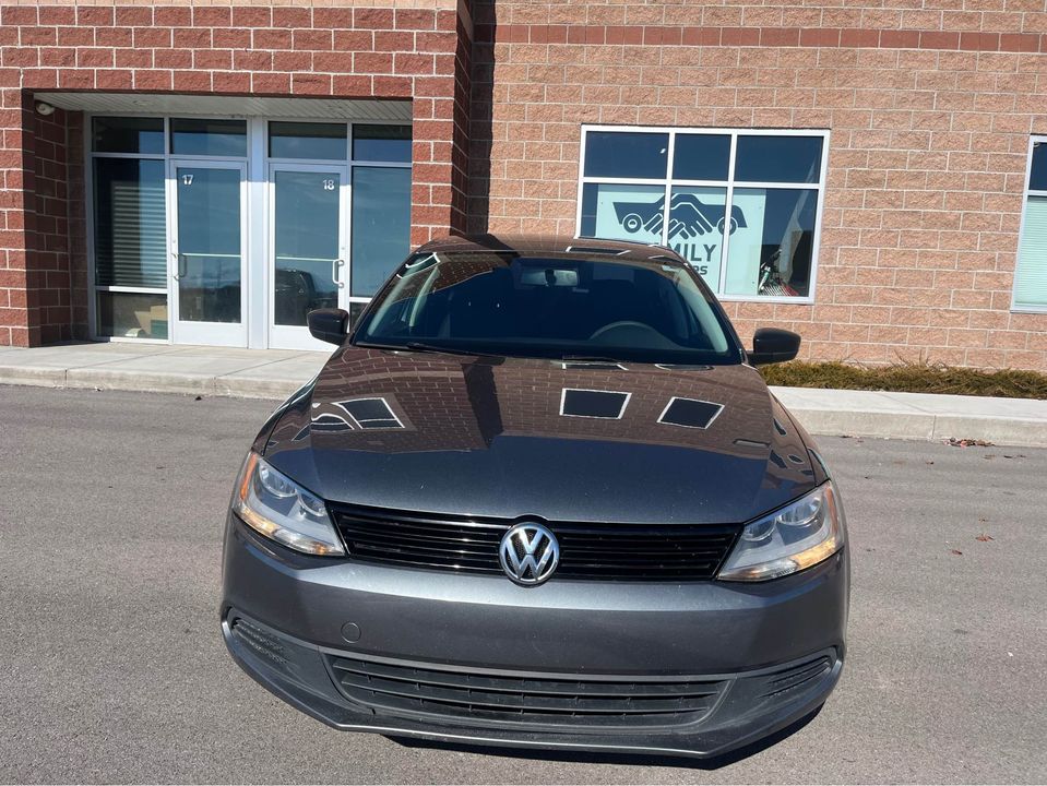 Volkswagen Jetta S