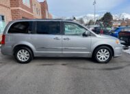 2013 Chrysler Town & Country Touring Minivan 4D