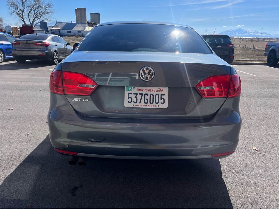 Volkswagen Jetta S