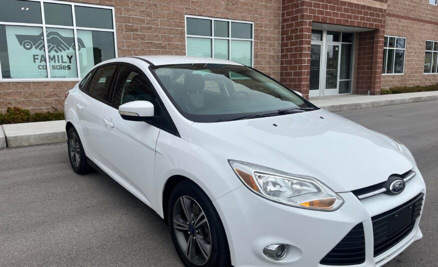 2014 Ford Focus SE Sedan 4D