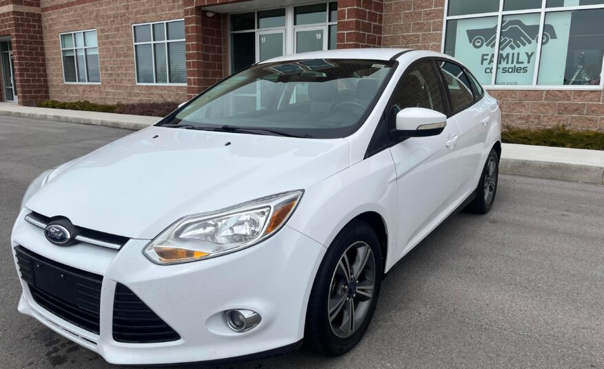 2014 Ford Focus SE Sedan 4D