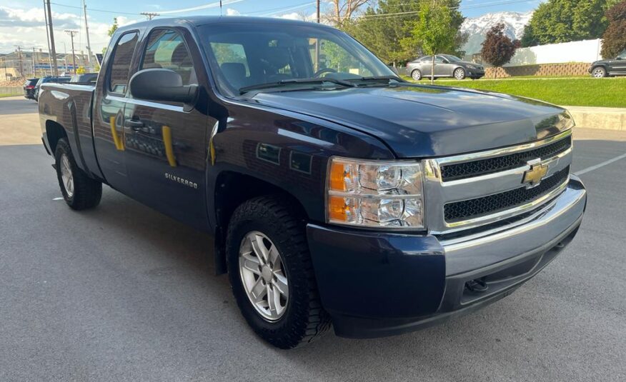 2011 Chevrolet Silverado 1500 Extended Cab LS