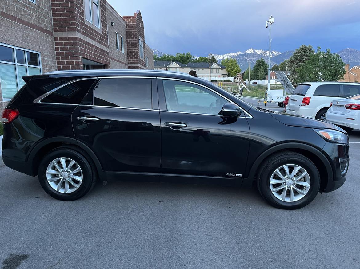 2016 Kia Sorento LX Sport Utility 4D