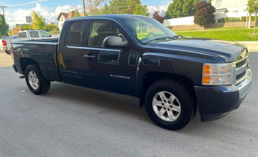 2011 Chevrolet Silverado 1500 Extended Cab LS