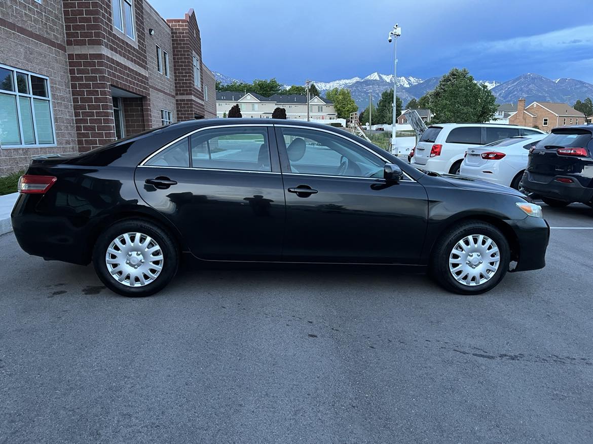 2011 Toyota Camry LE Sedan 4D