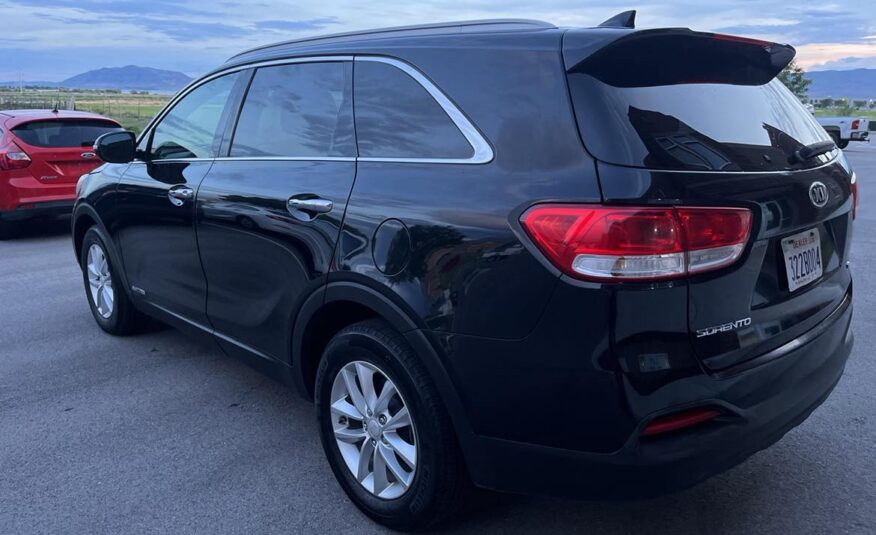 2016 Kia Sorento LX Sport Utility 4D