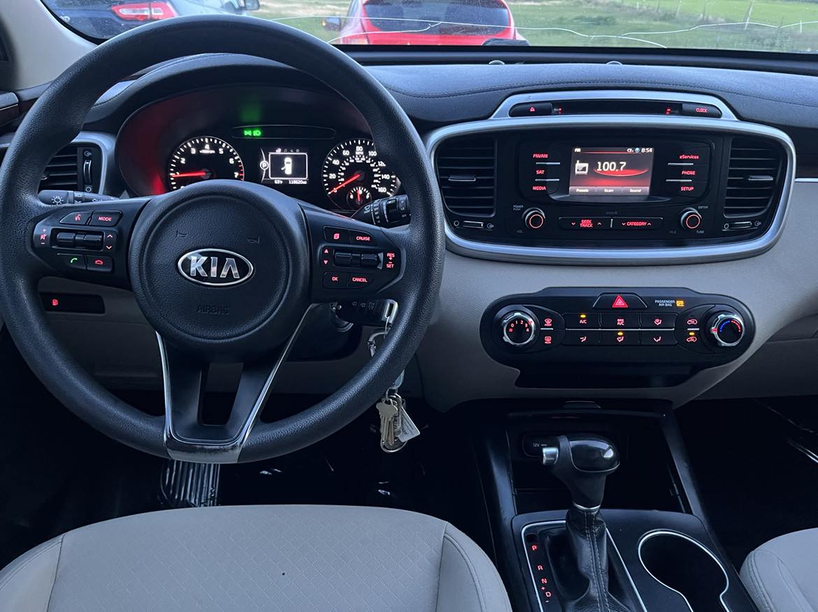 2016 Kia Sorento LX Sport Utility 4D
