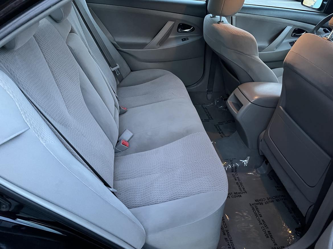 2011 Toyota Camry LE Sedan 4D