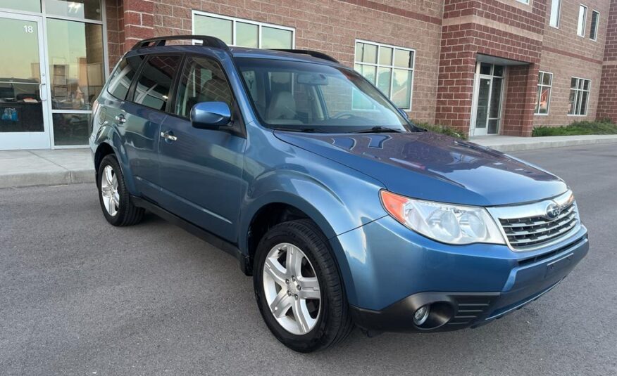 2010 Subaru Forester 2.5X Limited Sport Utility 4D