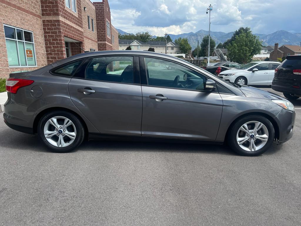 2014 Ford Focus SE Sedan 4D