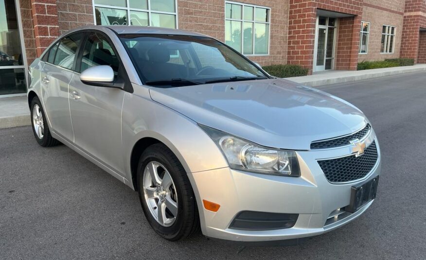 2012 Chevrolet Cruze LT Sedan 4D