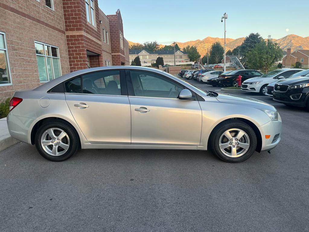 2012 Chevrolet Cruze LT Sedan 4D