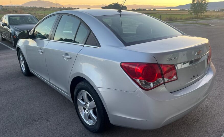 2012 Chevrolet Cruze LT Sedan 4D