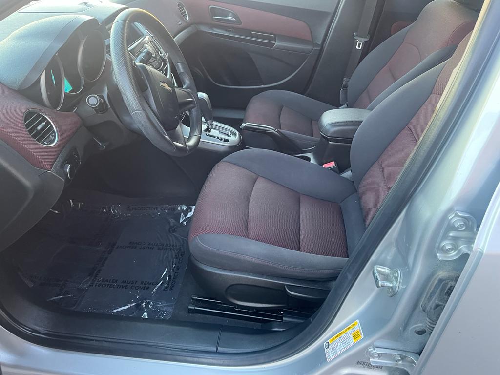 2012 Chevrolet Cruze LT Sedan 4D