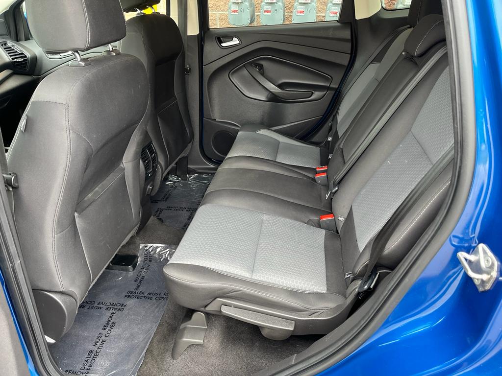 2017 Ford Escape SE Sport Utility 4D