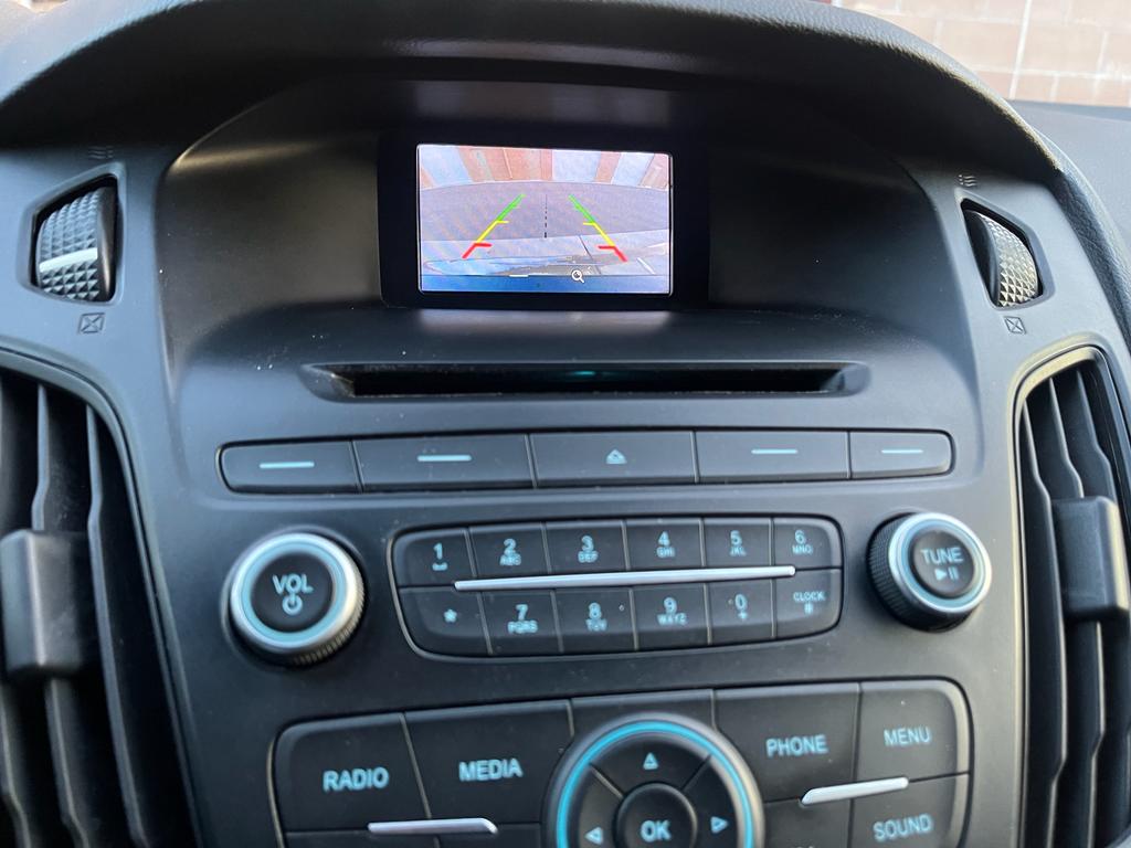 2017 Ford Focus SE Sedan 4D