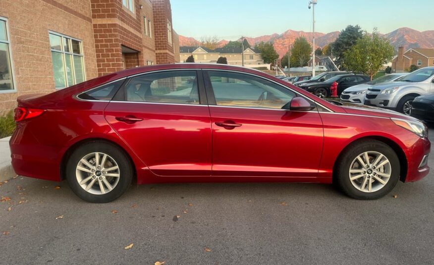 2016 Hyundai Sonata SE Sedan 4D