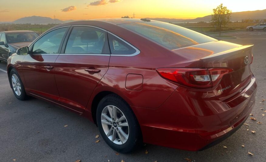 2016 Hyundai Sonata SE Sedan 4D