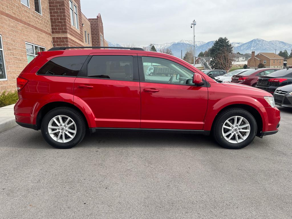 2018 Dodge Journey SXT Sport Utility 4D