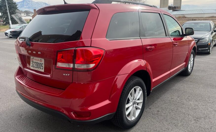 2018 Dodge Journey SXT Sport Utility 4D