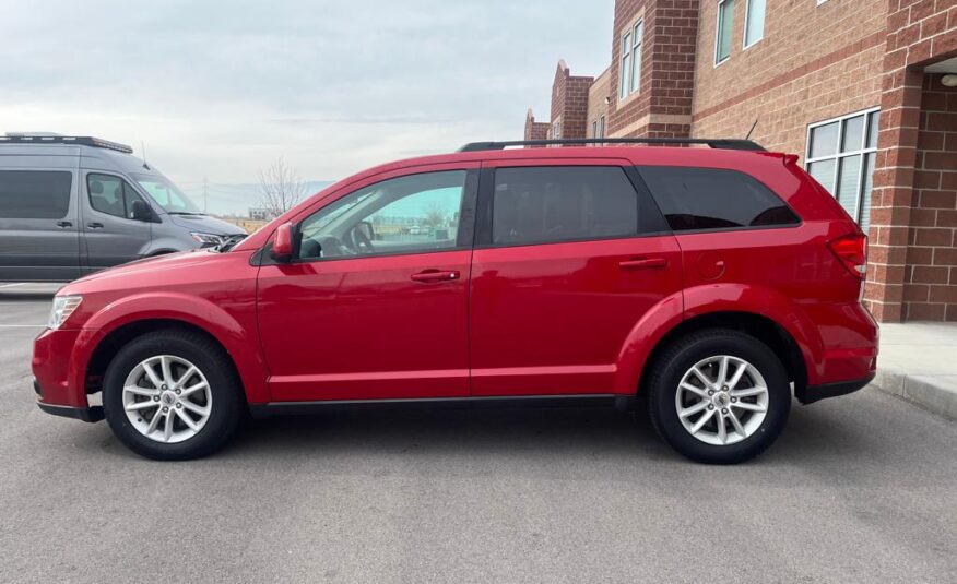 2018 Dodge Journey SXT Sport Utility 4D