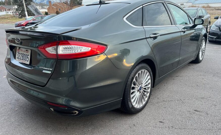 2016 Ford Fusion Titanium Sedan 4D