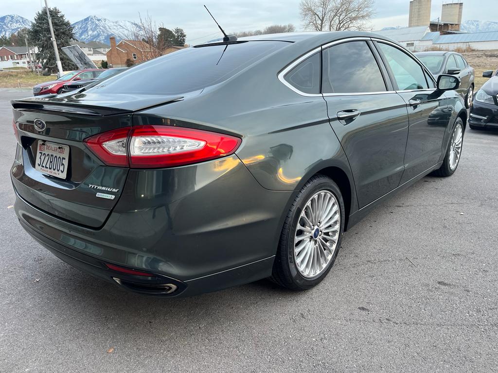 2016 Ford Fusion Titanium Sedan 4D