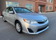 2014 Toyota Camry Hybrid LE Sedan 4D