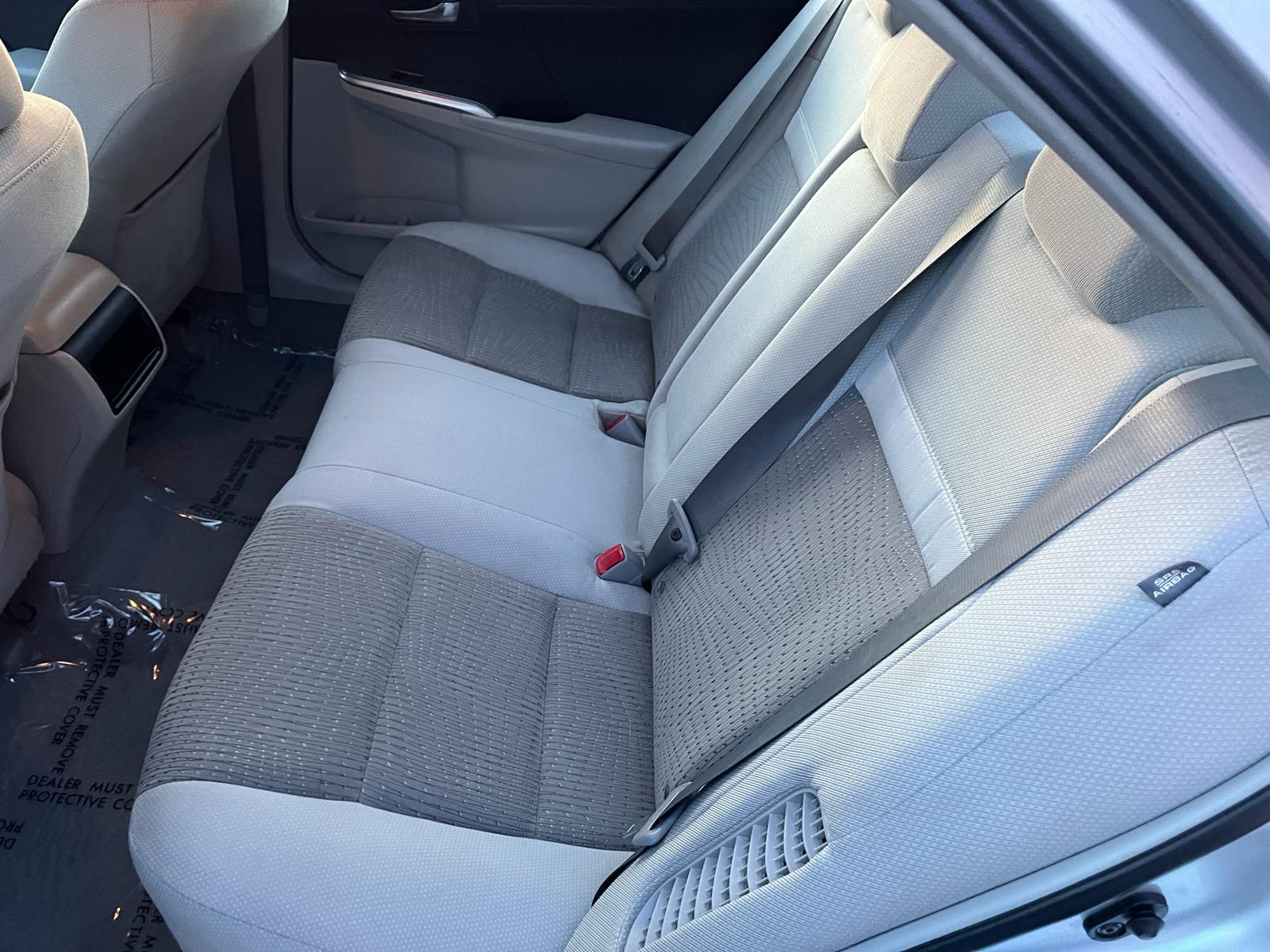 2014 Toyota Camry Hybrid LE Sedan 4D