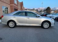 2014 Toyota Camry Hybrid LE Sedan 4D